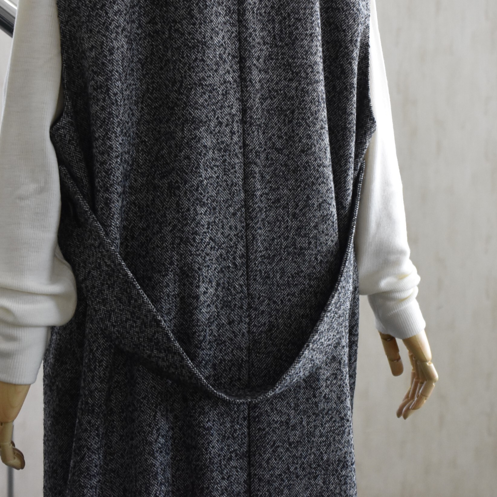 SACRA (TN) / PREMIUM HERRINGBONE TWEED GILET #125501062-AA(6)