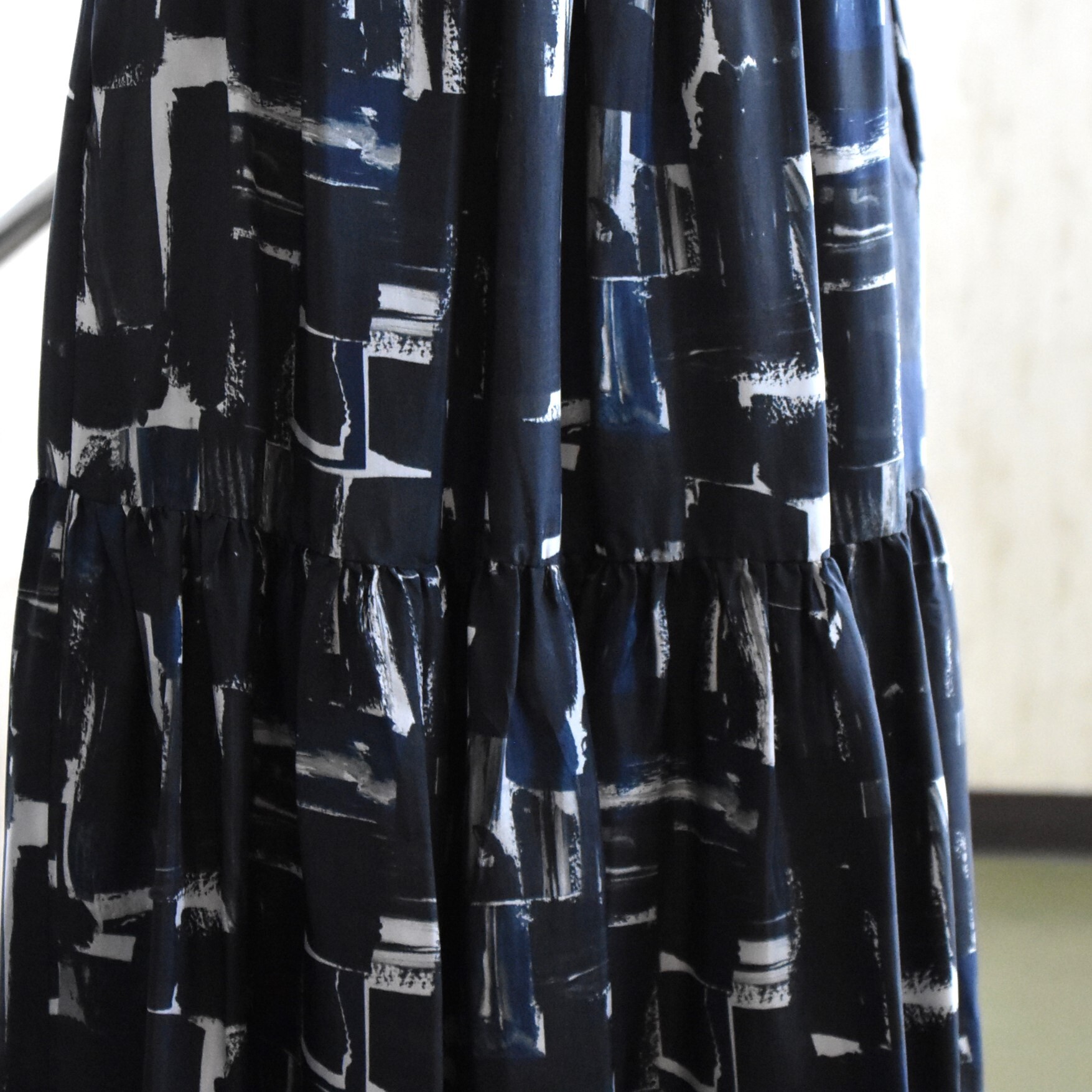 SACRA (TN) / BRUSH PAINTING SKIRT #125510123-AA(6)