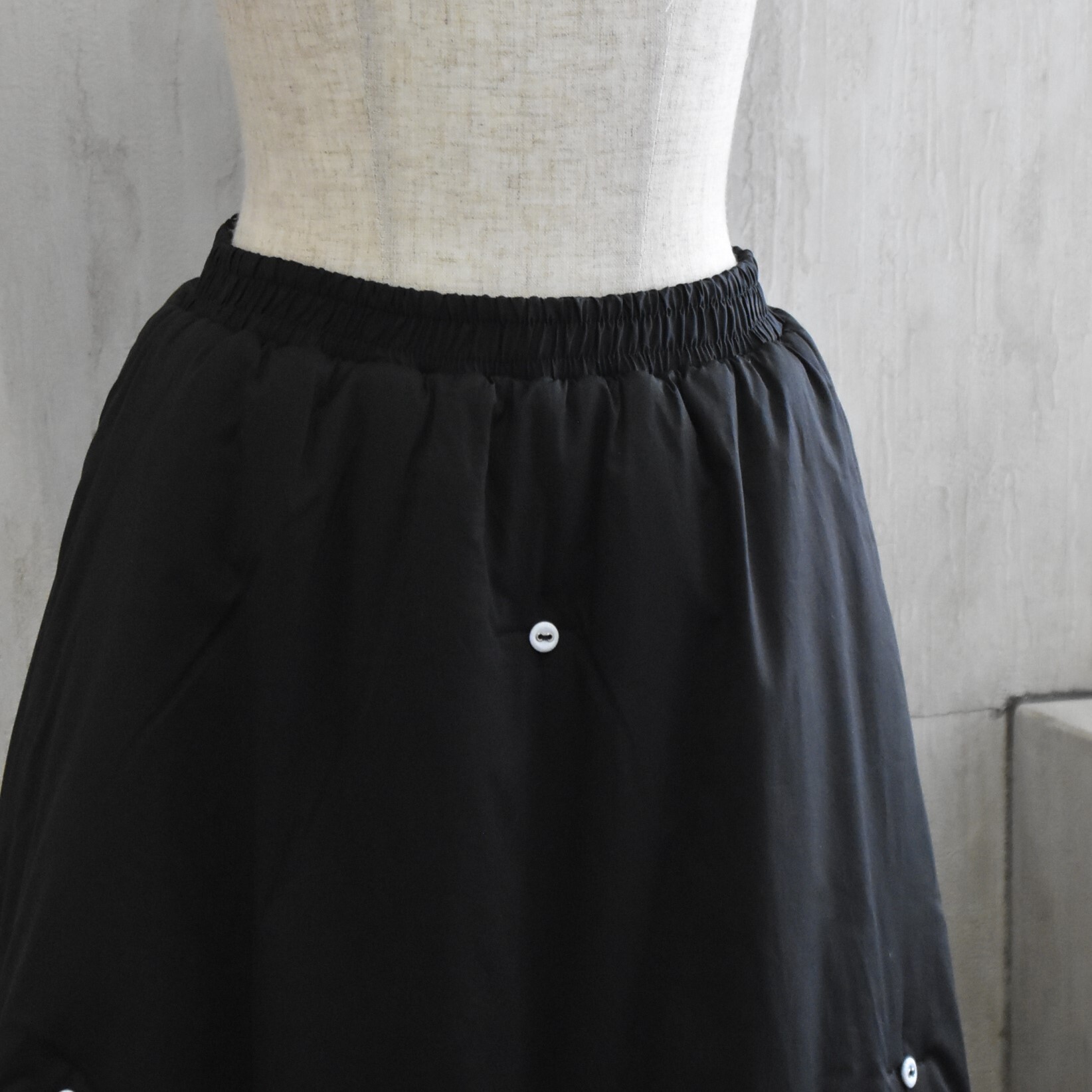 Whiteread (zCg[h) / PADDED SKIRT #WR070-AA(6)