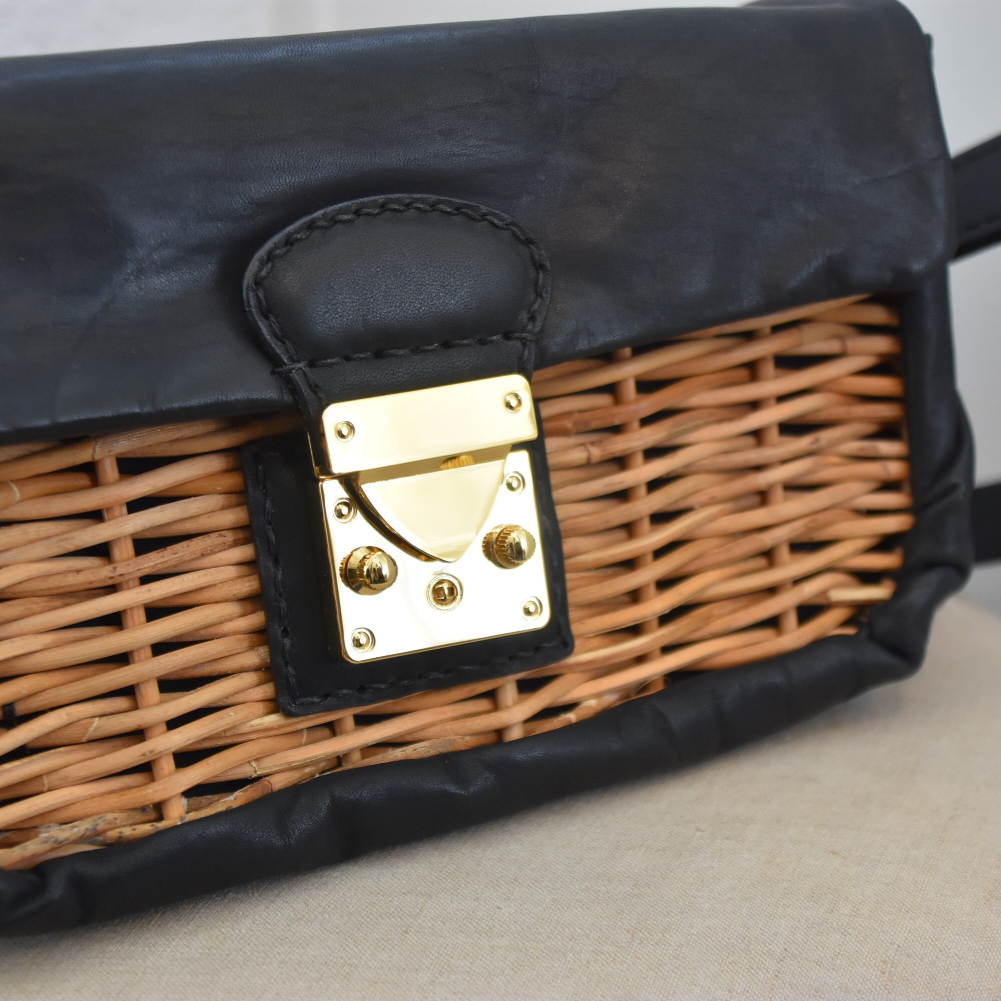 ebagos(GoSX) / \tg \tgV_[ #15672-AA(6)