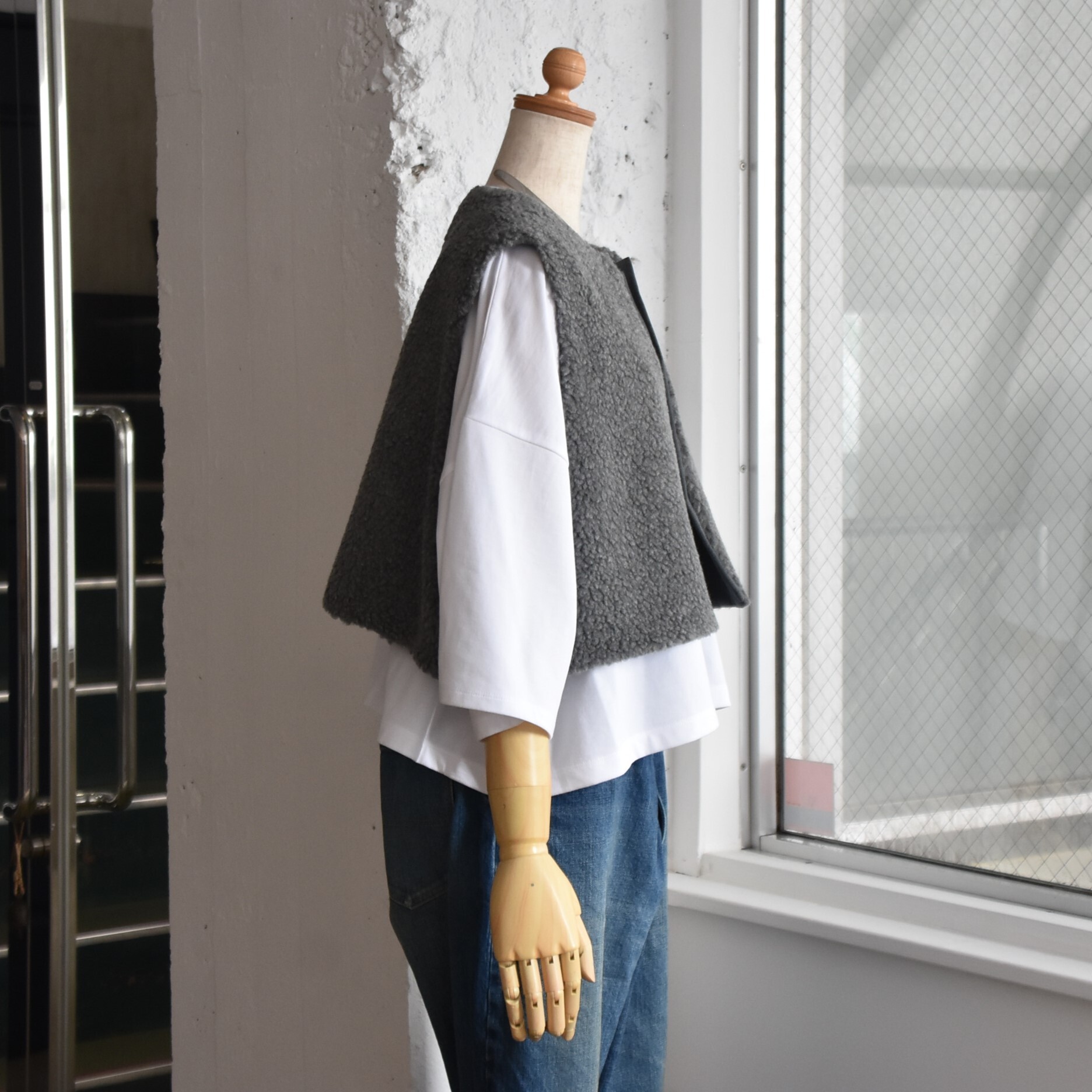 SACRA (TN) / POODLE FUR SHORT GILETy2FWJz #125505061-AA(7)