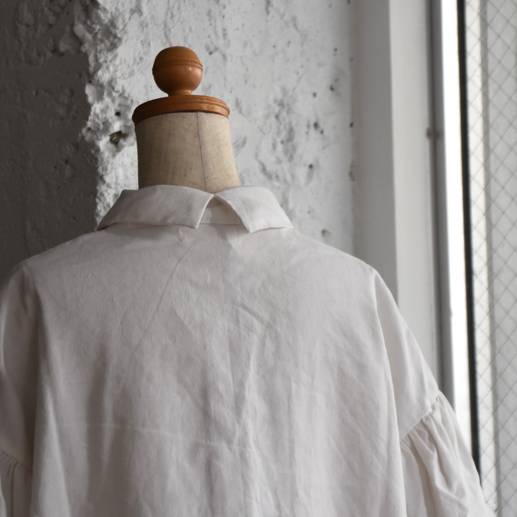 Whiteread (zCg[h) / GATHERED SLEEVES RELAXED SHIRTy2FWJz #SHIRT01-AA(8)