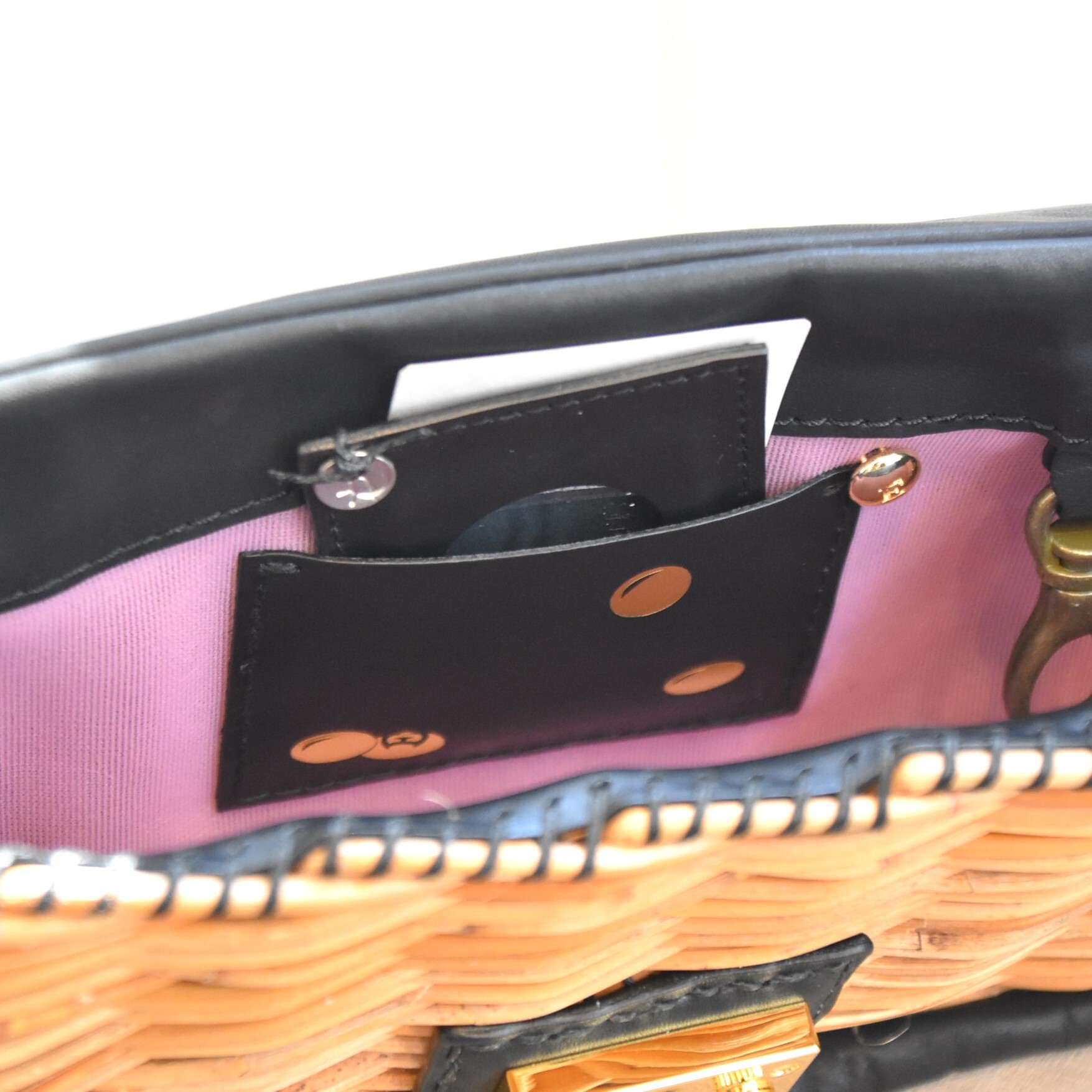 ebagos(GoSX) / \tg \tgV_[ #15672-AA(8)