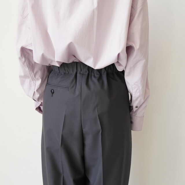 BOWTE(�o�E�g) EXTRA WORSTED TOROPOCAL TUCKED RELAX WIDE PANTS #261-04-0002(9)
