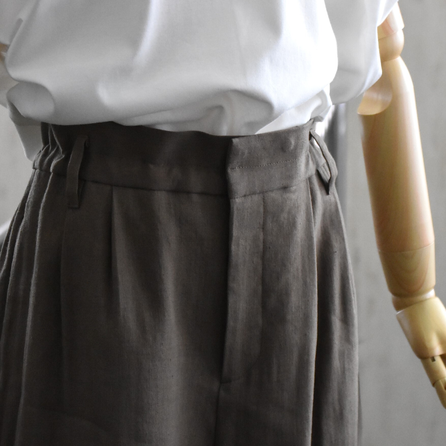 SACRA (�T�N��) / LINEN WOOL GABARDINE HALF PANTS�y2�F�W�J�z #126101112-AA(9)