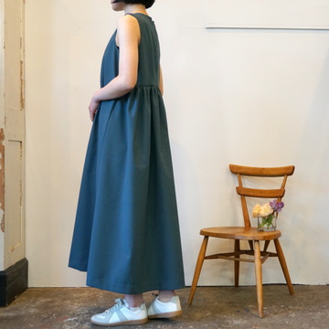 Graphpaper(グラフペーパー)STRETCH DOUBLE SATIN SLEEVELESS DRESS_GL231-60063